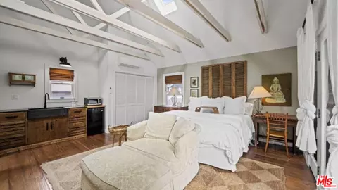 Bedroom - 30 Wavecrest Ave, Venice, CA 90291 photo 6 of 8