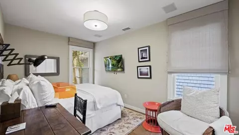 Bedroom - 30 Wavecrest Ave, Venice, CA 90291 photo 5 of 8