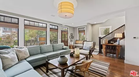 Living - 30 Wavecrest Ave, Venice, CA 90291 photo 1 of 3