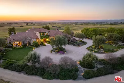 615 Camino Vina, Paso Robles, CA 93446 photo 1