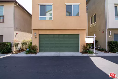 12002 Millennium Park Ct, Hawthorne, CA 90250