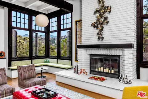 5902 Manola Way, Los Angeles, CA 90068