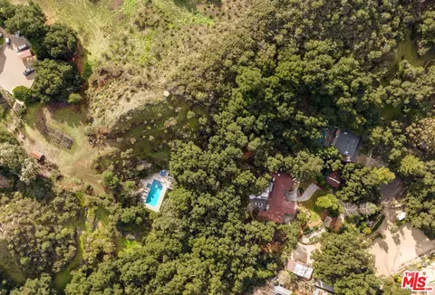 801 Malibu Meadows Dr, Calabasas, CA 91302