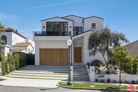10538 Wellworth Ave, Los Angeles, CA 90024
