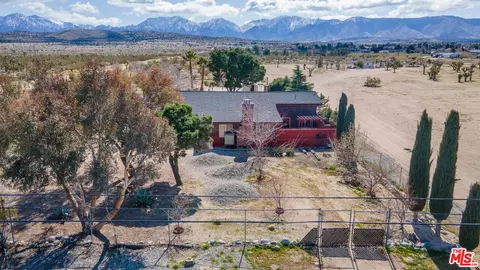 View/Area - 13550 E Ave, Pearblossom, CA 93553 photo 1 of 6