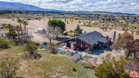 View/Area - 13550 E Ave, Pearblossom, CA 93553 photo 2 of 6