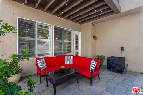Exterior - 7180 Pintail Dr, Carlsbad, CA 92011 photo 5 of 14