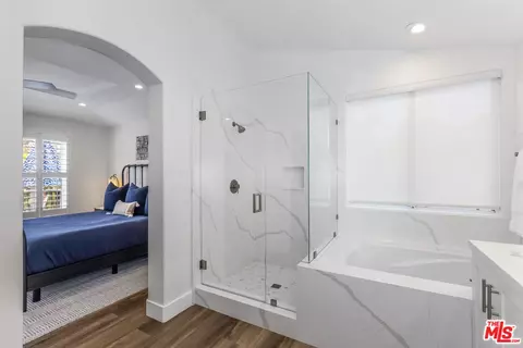 Bath - 7180 Pintail Dr, Carlsbad, CA 92011 photo 4 of 10