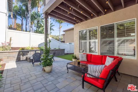 Exterior - 7180 Pintail Dr, Carlsbad, CA 92011 photo 6 of 14