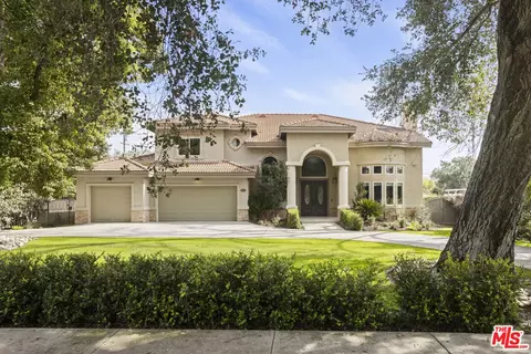 622 Woodward Blvd, Pasadena, CA 91107