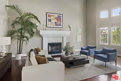Living - 622 Woodward Blvd, Pasadena, CA 91107 photo 1 of 9