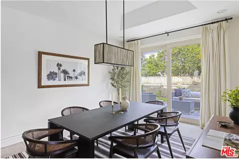 Dining - 622 Woodward Blvd, Pasadena, CA 91107 photo 2 of 4