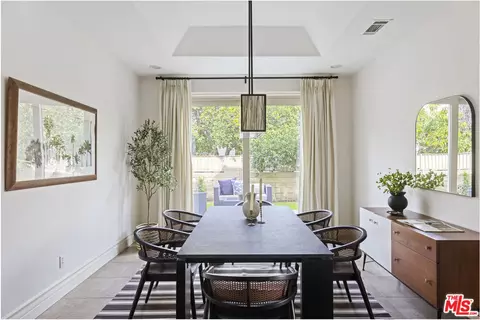 Dining - 622 Woodward Blvd, Pasadena, CA 91107 photo 1 of 4