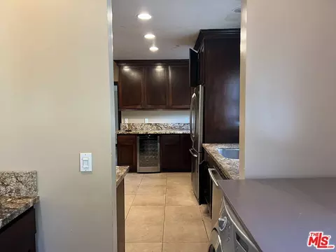 Kitchen - 230 Orizaba Ave, Long Beach, CA 90803 photo 3 of 3