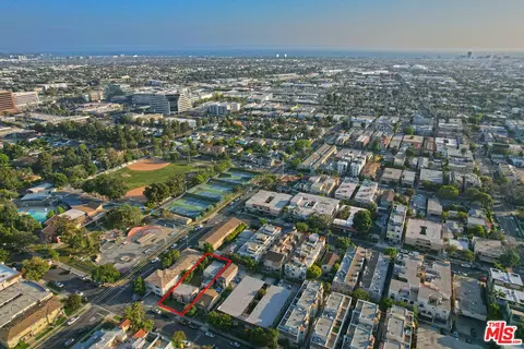 1747 Stoner Ave, Los Angeles, CA 90025