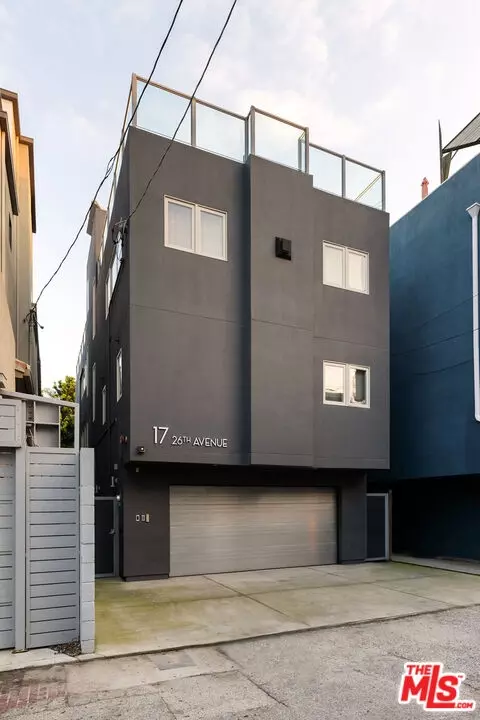Exterior - 17 26th Ave, Venice, CA 90291 photo 2 of 10