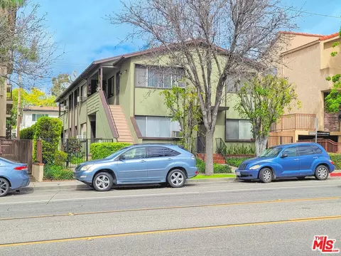 325 E Verdugo Ave, Burbank, CA 91502 photo 2