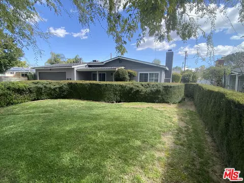 8632 Lubao Ave, Winnetka, CA 91306