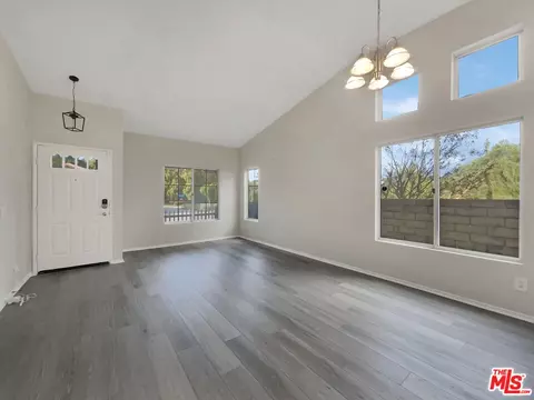 Living - 28004 Forst Ct, Castaic, CA 91384 photo 2 of 3