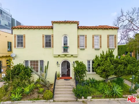 7003 Willoughby Ave, Los Angeles, CA 90038