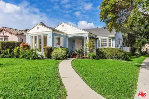 1901 S Holt Ave, Los Angeles, CA 90034