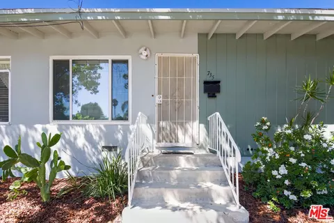 Exterior - 731 N Madison Ave, Pasadena, CA 91104 photo 7 of 22