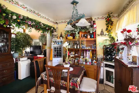 Dining - 731 N Madison Ave, Pasadena, CA 91104 photo 4 of 4