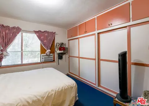 Bedroom - 731 N Madison Ave, Pasadena, CA 91104 photo 6 of 8