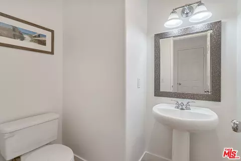 Bath - 309 Eric Pl, Thousand Oaks, CA 91362 photo 1 of 5