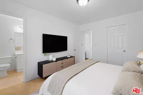 Bedroom - 309 Eric Pl, Thousand Oaks, CA 91362 photo 4 of 5