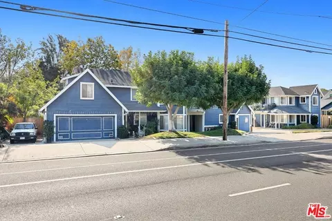 Exterior - 638 E Badillo St, Covina, CA 91723 photo 2 of 14