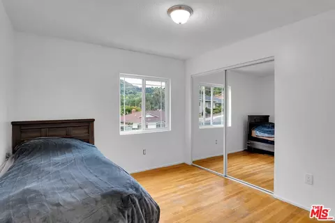 Bedroom - 10835 Hillhaven Ave, Tujunga, CA 91042 photo 1 of 3