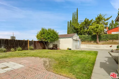 Exterior - 10835 Hillhaven Ave, Tujunga, CA 91042 photo 2 of 11