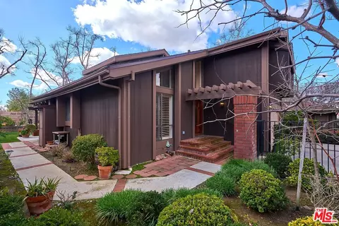 434 Pebble Beach Pl, Fullerton, CA 92835 photo 2