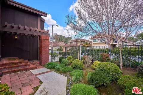 434 Pebble Beach Pl, Fullerton, CA 92835 photo 3