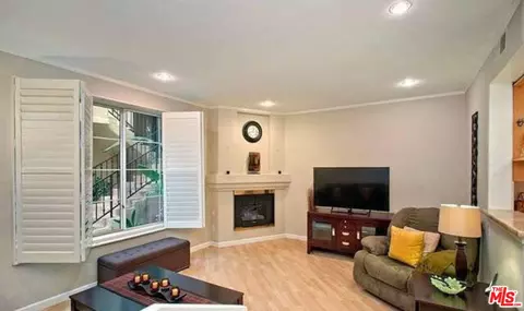7100 La Tijera Blvd #D102, Los Angeles, CA 90045