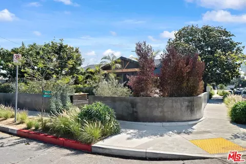 1568 W 219th St, Torrance, CA 90501