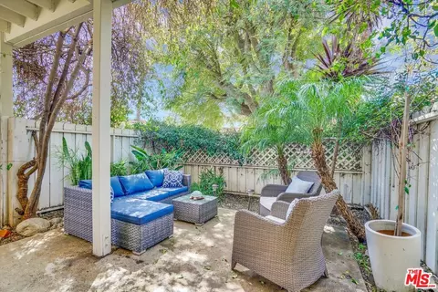 911 21st St #A, Santa Monica, CA 90403