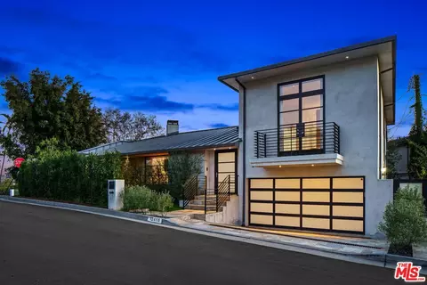 12410 Helena St, Los Angeles, CA 90049