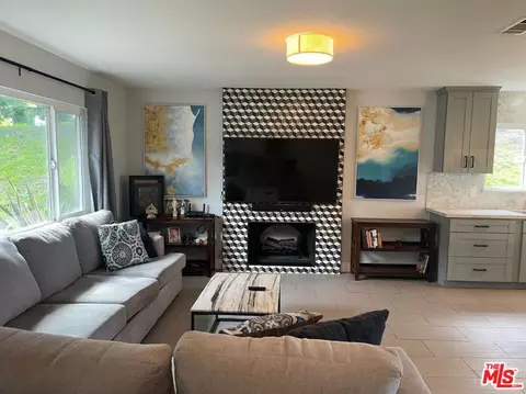 Living - 195 Foussat Rd, Oceanside, CA 92054 photo 1 of 2