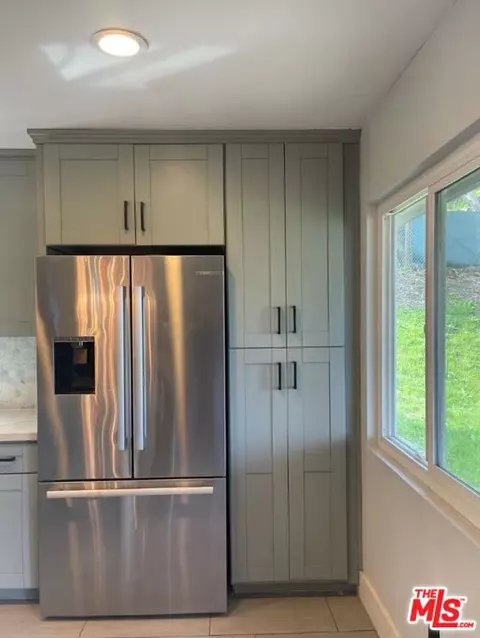 Kitchen - 195 Foussat Rd, Oceanside, CA 92054 photo 3 of 5