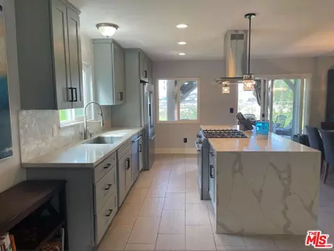 Kitchen - 195 Foussat Rd, Oceanside, CA 92054 photo 1 of 5