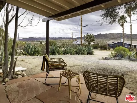 Exterior - 59156 Nelson Ave, Yucca Valley, CA 92284 photo 6 of 11