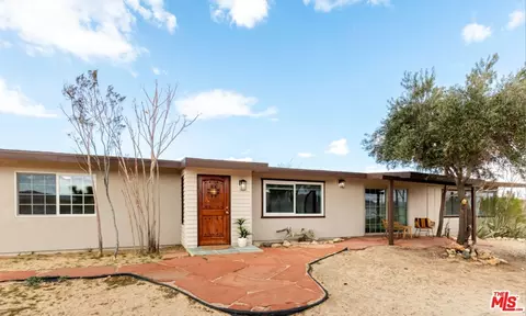 Exterior - 59156 Nelson Ave, Yucca Valley, CA 92284 photo 2 of 11