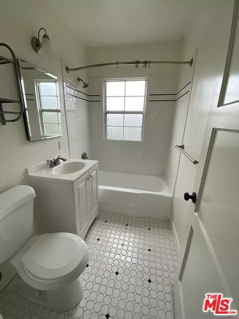 1429 N Altadena Dr, Pasadena, CA 91107 photo 5