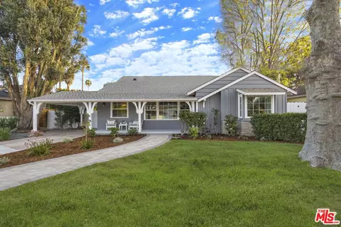12346 Hartsook St, Valley Village, CA 91607