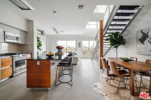 11500 Tennessee Ave #312, Los Angeles, CA 90064