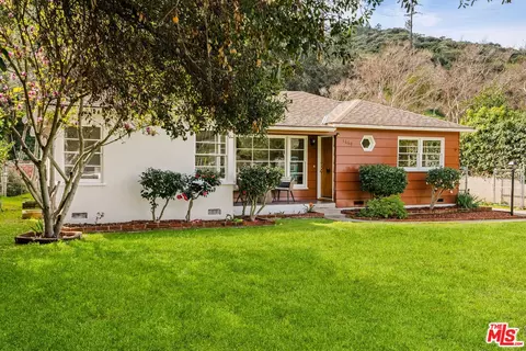 1668 Oak Grove Dr, Los Angeles, CA 90041