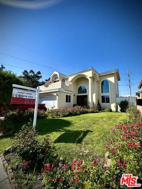 5031 W 122nd St, Hawthorne, CA 90250