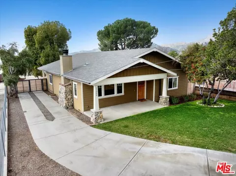 11009 Odell Ave, Sunland, CA 91040